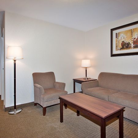 Holiday Inn Express & Suites Whitecourt By Ihg Szoba fotó