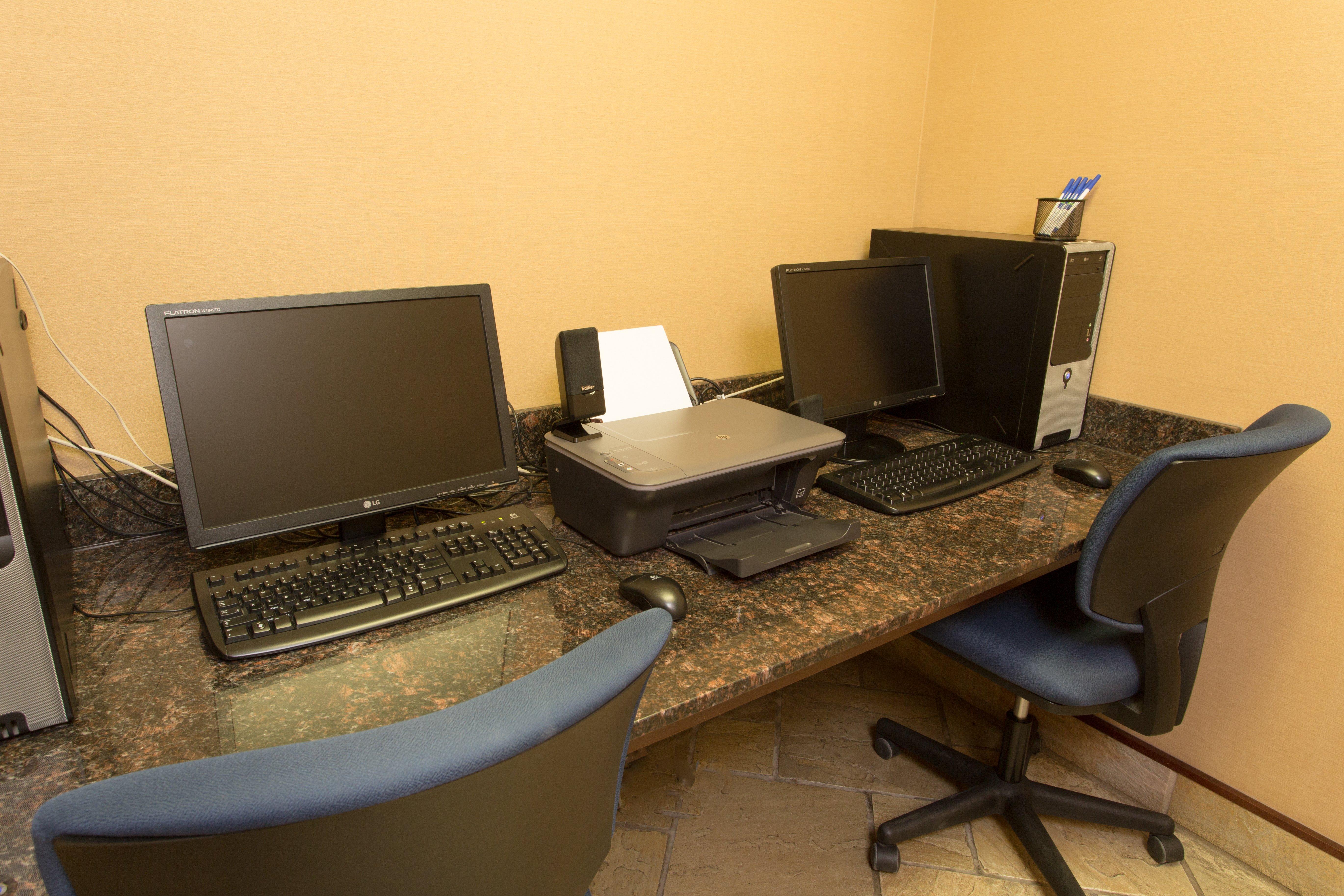 Holiday Inn Express & Suites Whitecourt By Ihg Kültér fotó