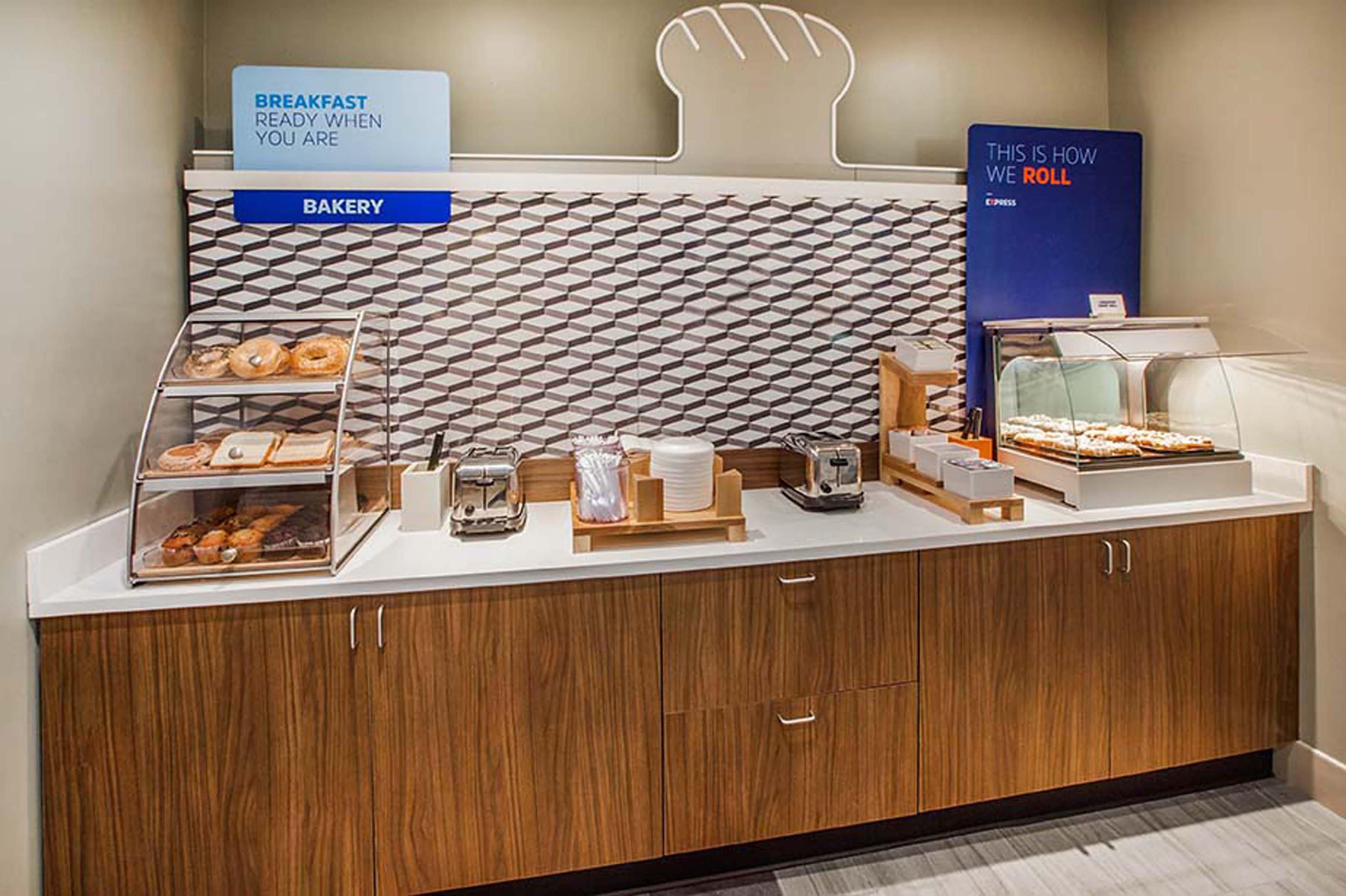 Holiday Inn Express & Suites Whitecourt By Ihg Kültér fotó