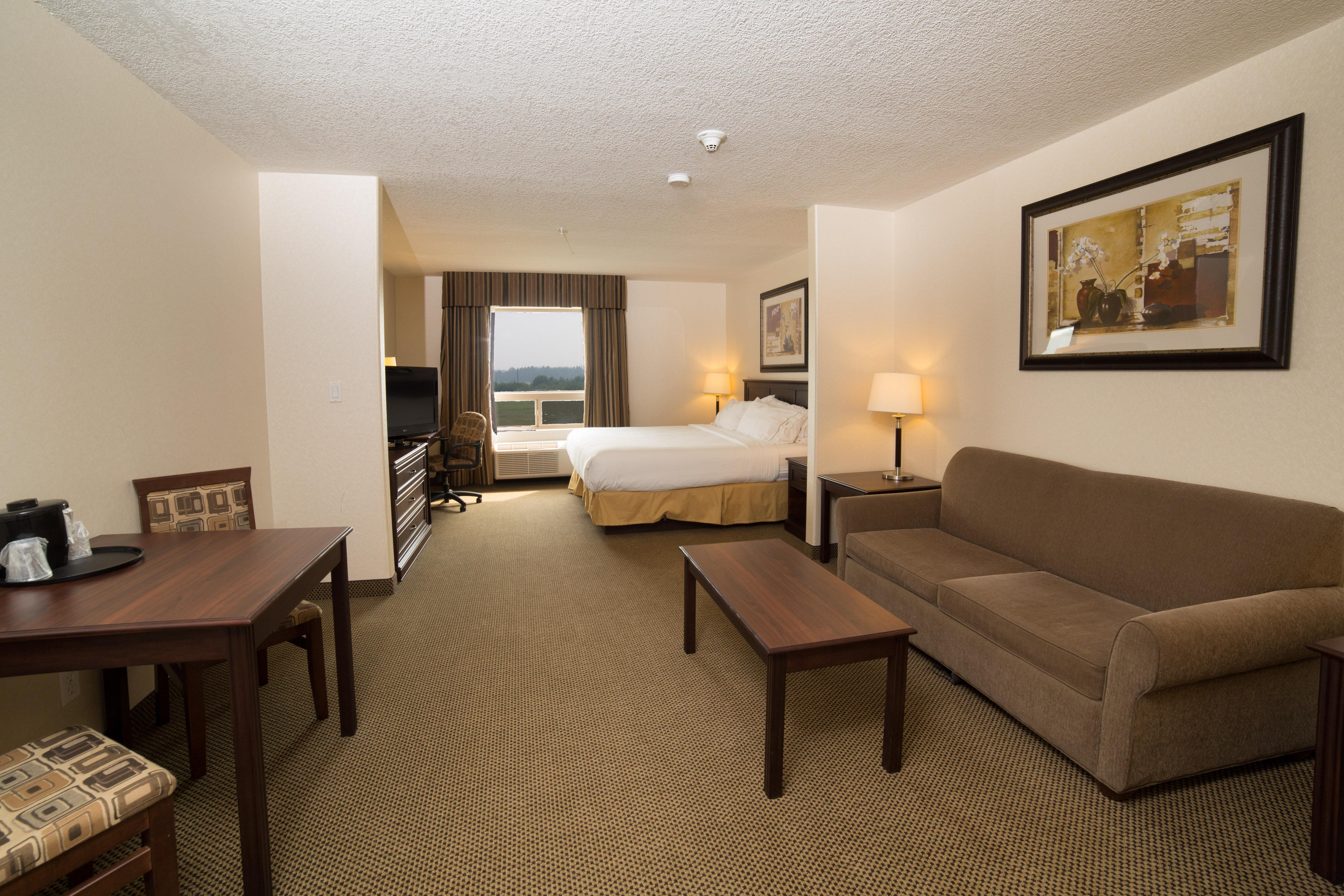 Holiday Inn Express & Suites Whitecourt By Ihg Kültér fotó
