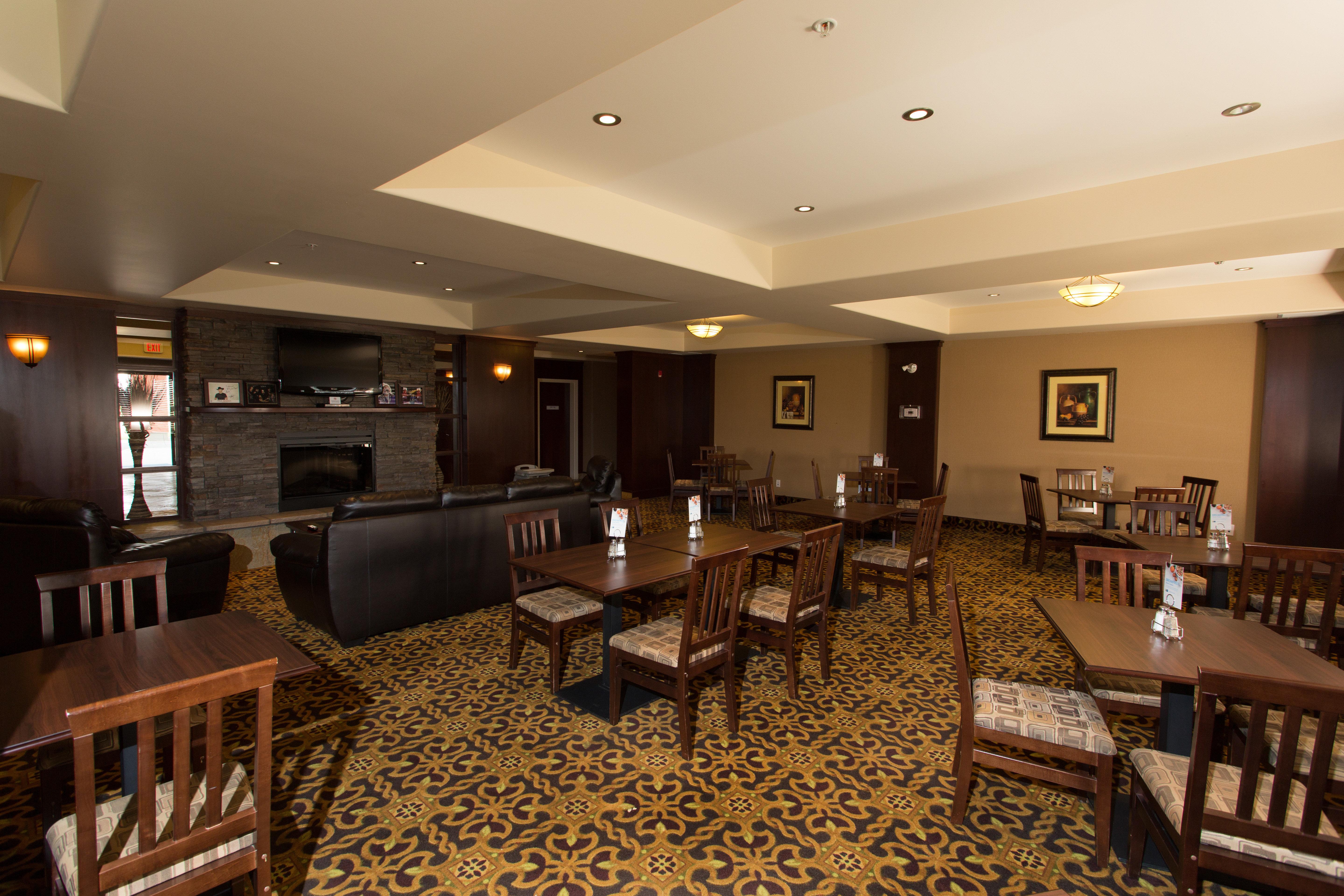 Holiday Inn Express & Suites Whitecourt By Ihg Kültér fotó