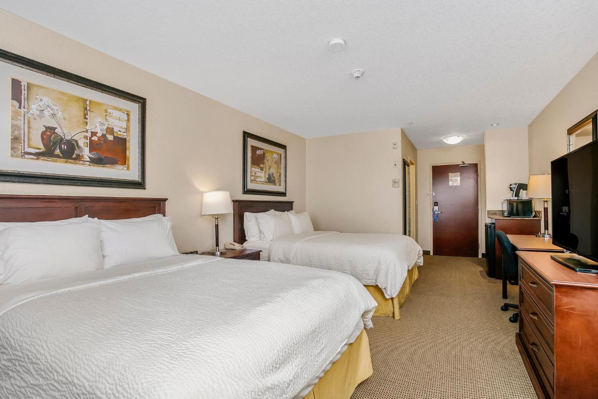 Holiday Inn Express & Suites Whitecourt By Ihg Kültér fotó
