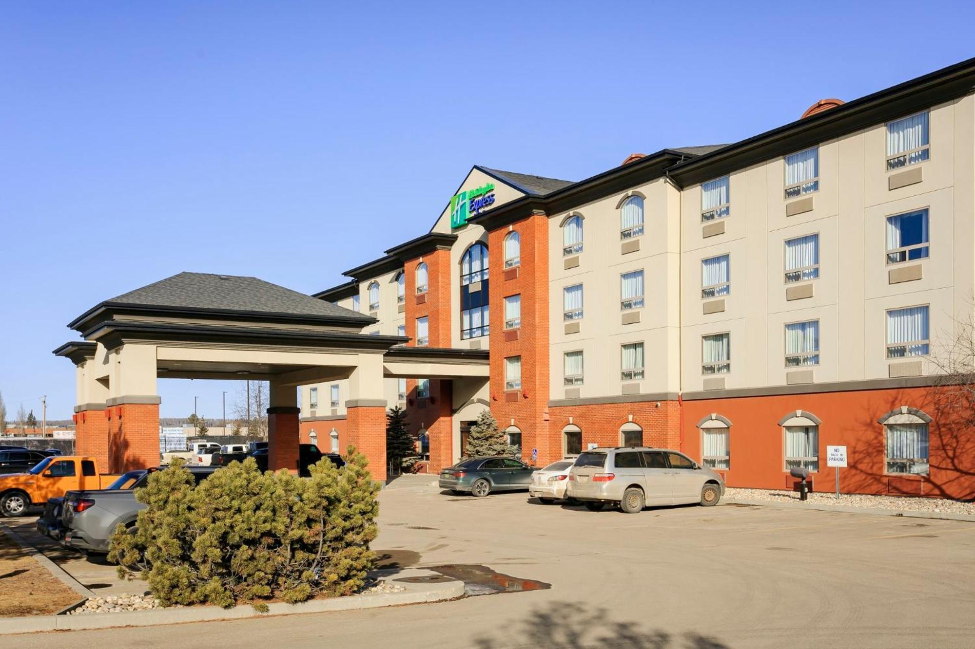 Holiday Inn Express & Suites Whitecourt By Ihg Kültér fotó